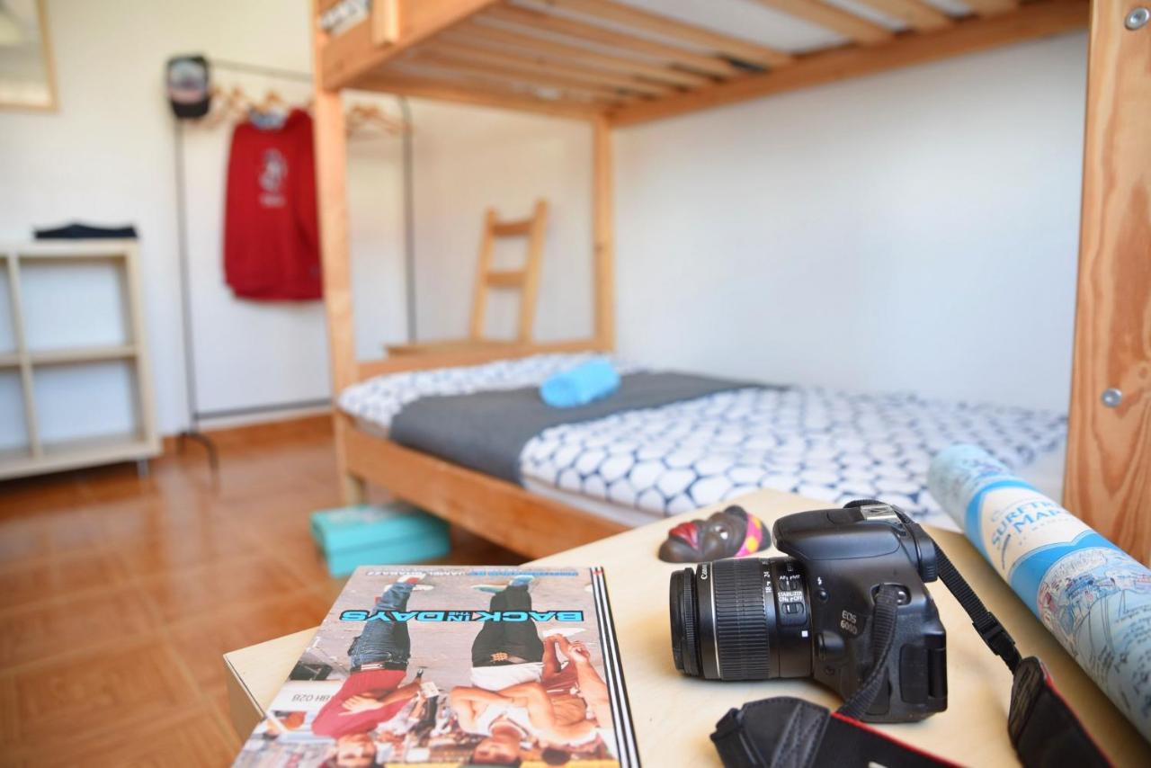 Surf House Peniche Hostel Baleal Exterior photo