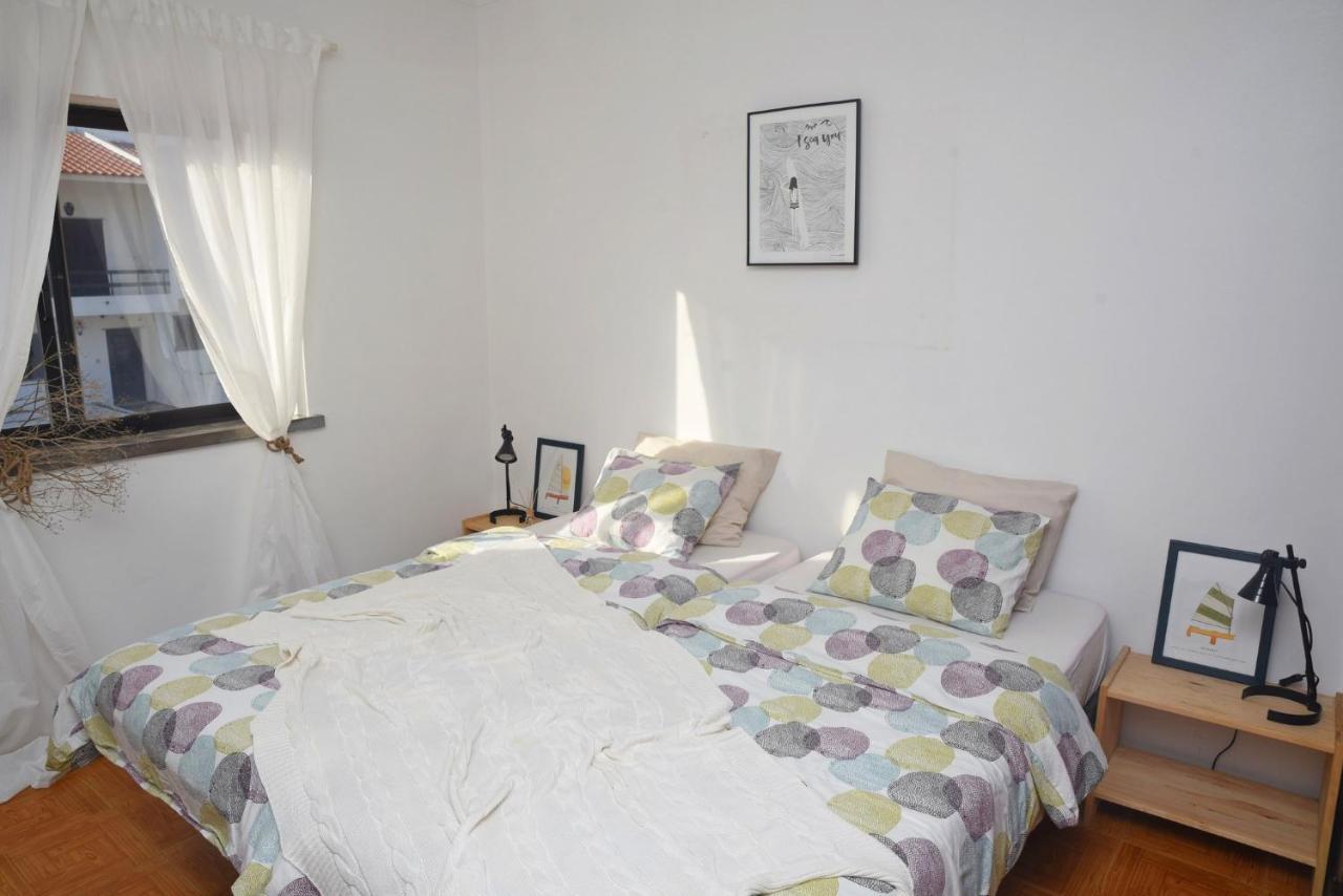 Surf House Peniche Hostel Baleal Exterior photo